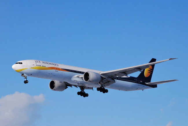 Обои картинки фото boeing 777-300er, авиация, пассажирские самолёты, авиалайнер