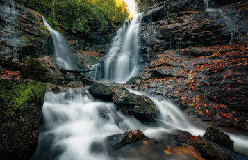 Картинка природа водопады водопад скала камни