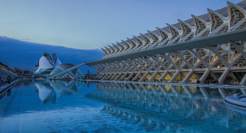 Картинка ciudad+de+las+artes+y+las+ciencias +valencia города -+памятники +скульптуры +арт-объекты простор