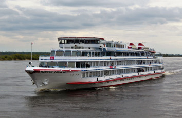 Картинка максим+горький корабли теплоходы круиз река теплоход горький максим