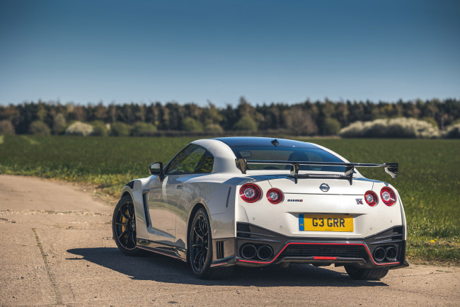 Обои картинки фото автомобили, nissan, datsun