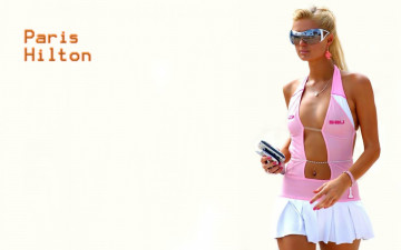 Картинка девушки paris+hilton блондинка очки наряд пирсинг