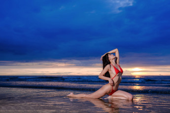 обоя девушки, cynthia ming, азиатка, поза, бикини, тату