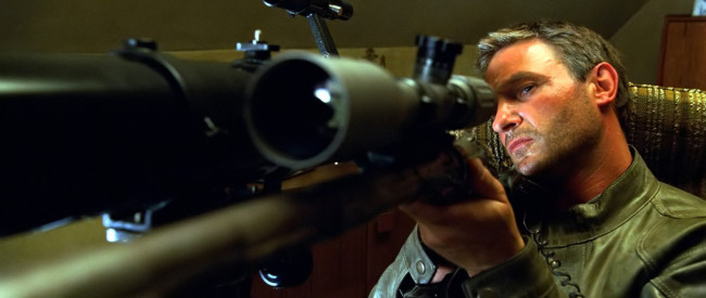 Обои картинки фото кино фильмы, wanted, мужчина, куртка, оружие