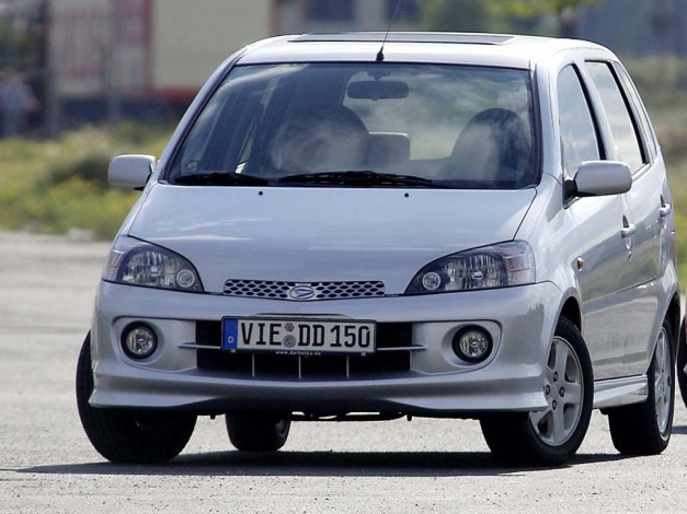 Обои картинки фото daihatsu, yrv, автомобили