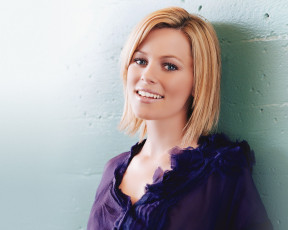 Картинка Elizabeth+Banks девушки