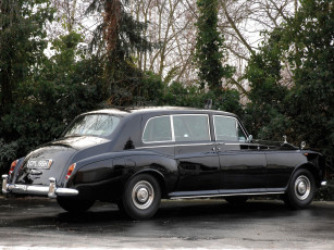 Картинка автомобили rolls royce