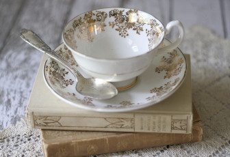 обоя разное, посуда, столовые, приборы, кухонная, утварь, книги, чашка