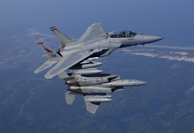 Обои картинки фото авиация, боевые самолёты, mcdonnell, douglas, пара, истребители, hornet, f, a-18, полёт