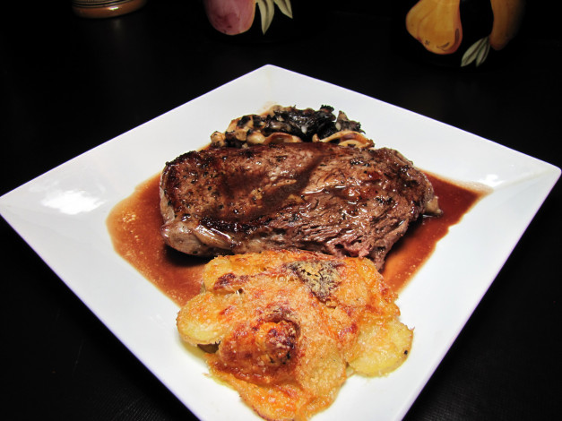 Обои картинки фото еда, мясные блюда, гарнир, мясо