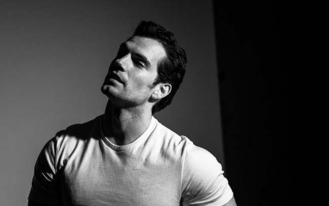Обои картинки фото мужчины, henry cavill, монохром
