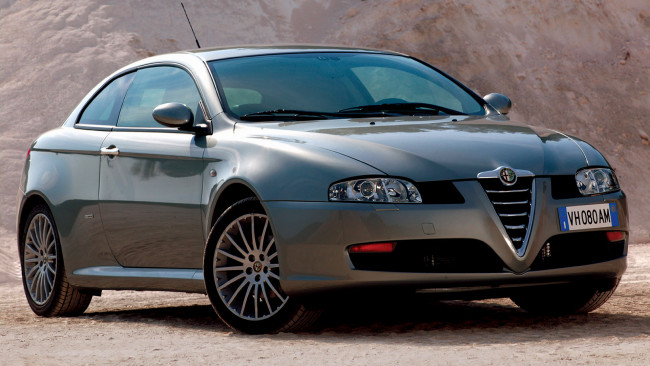 Обои картинки фото автомобили, alfa romeo, серебристый, карьер