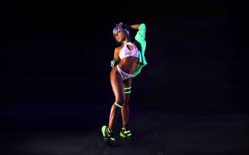 Картинка девушки nonsummerjack образ очки белье куртка неон кроссовки