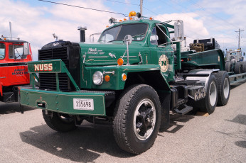 обоя mack truck model b-815, автомобили, mack, сша, грузовики, тяжелые, inc, trucks