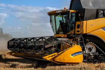 Картинка техника комбайны жатва комбайн поле