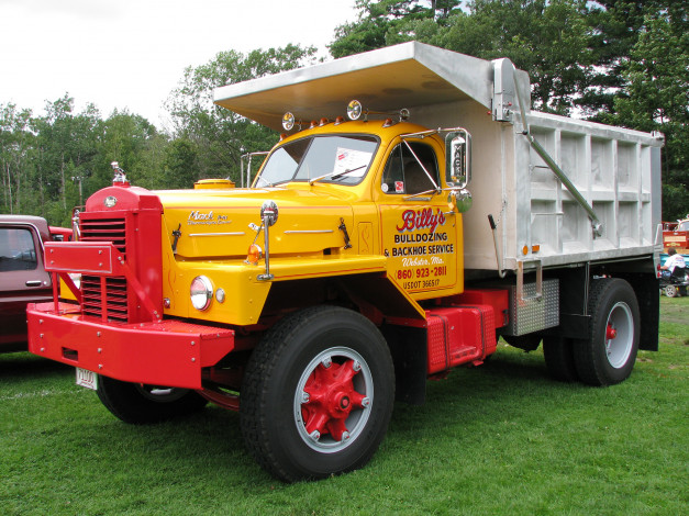 Обои картинки фото 1964 mack truck model b-81, автомобили, mack, trucks, inc, сша, грузовики, тяжелые