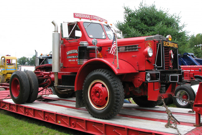 Обои картинки фото 1951 sterling truck, автомобили, sterling, грузовик, тяжёлый, седельный, тягач