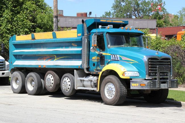 Обои картинки фото mack granite, автомобили, mack, сша, грузовики, тяжелые, inc, trucks