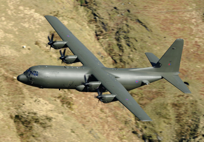 Обои картинки фото авиация, военно-транспортные самолёты, самолёт, горы, полёт