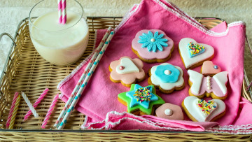 Картинка еда пирожные +кексы +печенье печенье молоко свечи