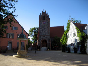 Картинка города -+улицы +площади +набережные дома старинные