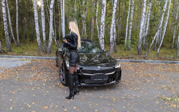 Картинка автомобили -авто+с+девушками kia stinger