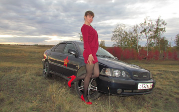 Картинка автомобили -авто+с+девушками volvo s40 i