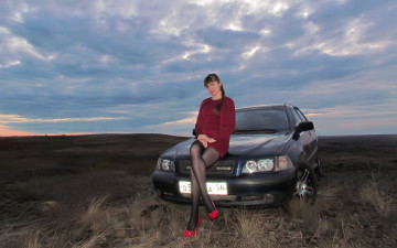 Картинка автомобили -авто+с+девушками volvo s40 i