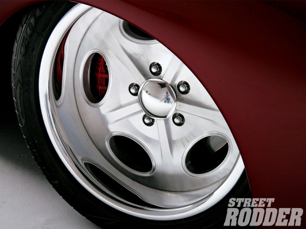 Обои картинки фото 1949, oldsmobile, futuramic, 88, автомобили, диски