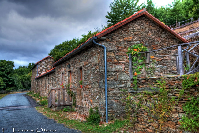 Обои картинки фото разное, сооружения, постройки, испания, галисия, лалин