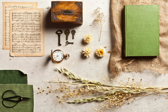 Обои картинки фото разное, другое, порядок, книга, часы, ноты, ключи, овес
