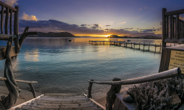 Картинка природа восходы закаты пляж бухта рассвет лестница