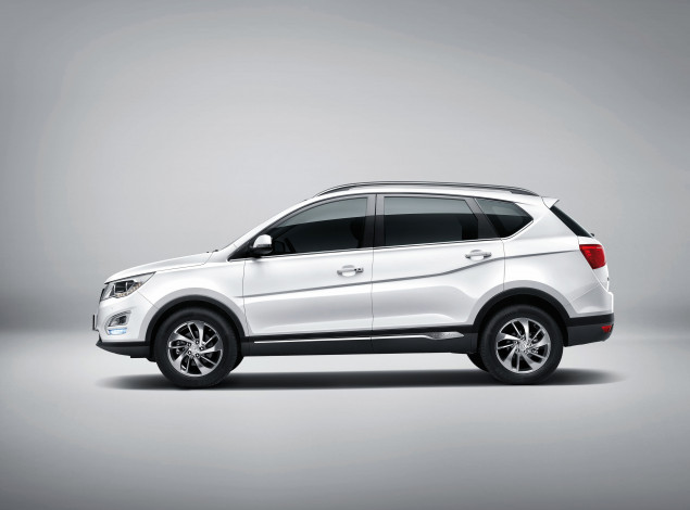 Обои картинки фото автомобили, baojun, 2015г, 560
