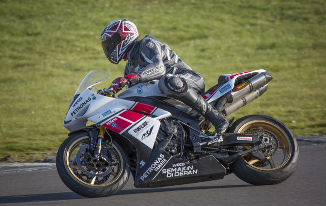 Обои картинки фото спорт, мотоспорт, трек, гонщик, байк