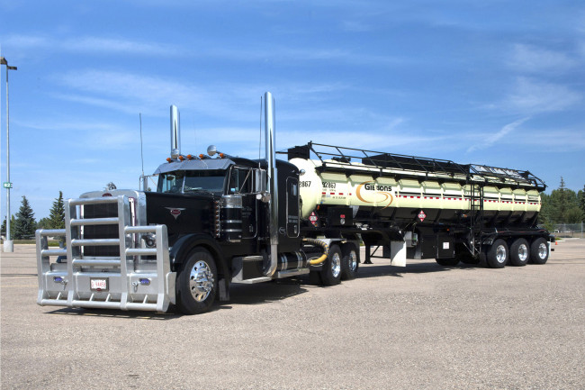 Обои картинки фото автомобили, peterbilt, танкер