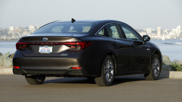 Картинка toyota+avalon+hybrid+xle+2019 автомобили toyota avalon 2019 чёрный xle hybrid