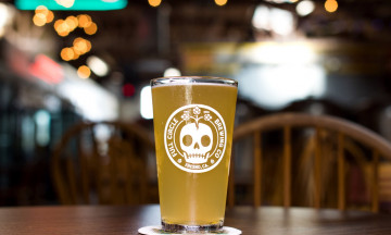 Картинка еда напитки +пиво пена бокал пиво