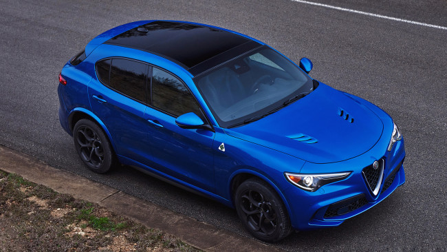 Обои картинки фото alfa romeo stelvio quadrifoglio 2018, автомобили, alfa romeo, 2018, alfa, romeo, blue, quadrifoglio, stelvio
