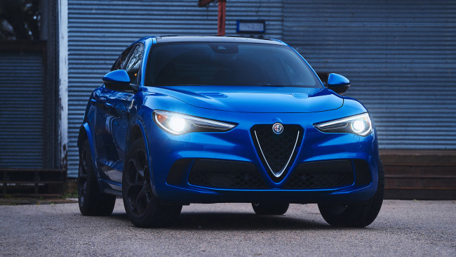 Обои картинки фото alfa romeo stelvio quadrifoglio 2018, автомобили, alfa romeo, alfa, romeo, 2018, blue, quadrifoglio, stelvio