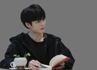 Картинка мужчины wang+hao+xuan ван хао сюань