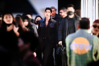 Картинка мужчины xiao+zhan актер куртка люди