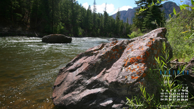 Обои картинки фото календари, природа, лес, река, камень