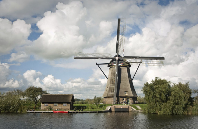 Обои картинки фото разное, мельницы, река, лопасти