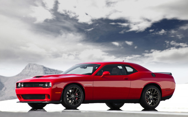 Обои картинки фото 2015 dodge challenger srt hellcat hemi, автомобили, dodge, красный, тюнинг, challenger, hellcat, hemi