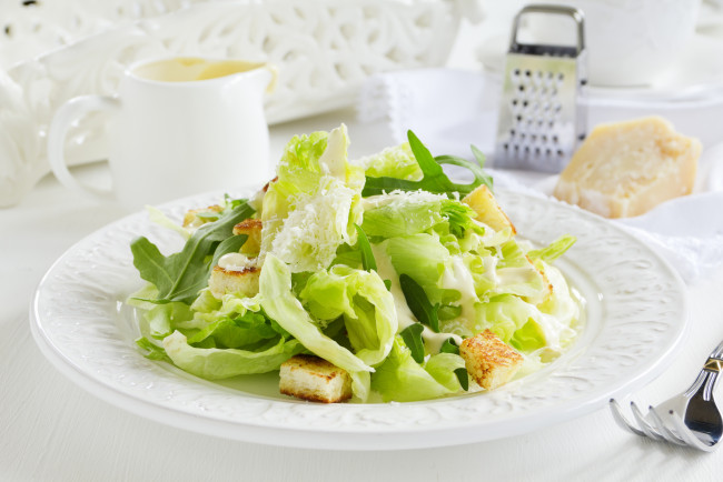 Обои картинки фото еда, салаты,  закуски, крутоны, салат