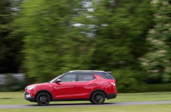 Картинка автомобили ssang+yong ssangyong xlv 2016г uk-spec tivoli