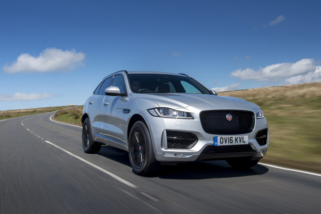 Обои картинки фото автомобили, jaguar, r-sport, awd, f-pace, 20d, 2016г, uk-spec