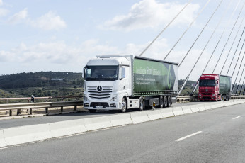 Картинка автомобили mercedes+trucks mercedes benz