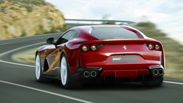 обоя ferrari 812 superfast 2018, автомобили, ferrari, 2018, superfast, 812