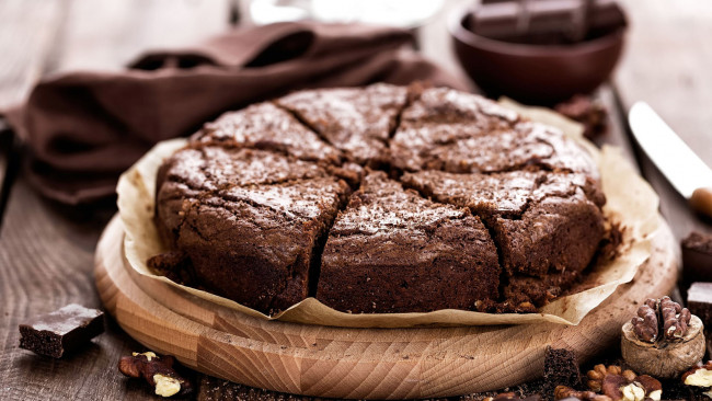 Обои картинки фото еда, пироги, орехи, пирог, шоколад